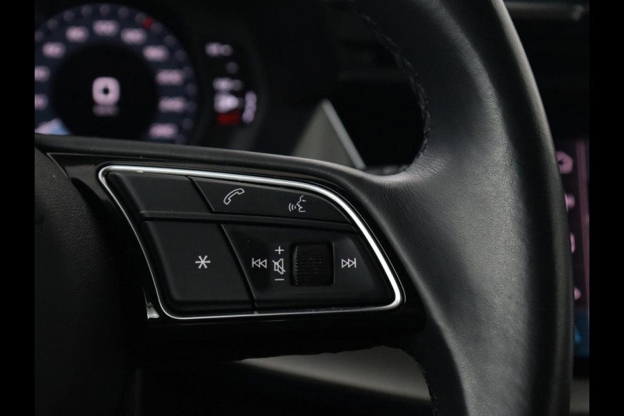 Audi A3 35 TFSI Business Edition | Sportstoelen | Carplay | Navigatie | Virtual Cockpit | Climate control | Parkeerhulp | Cruise control