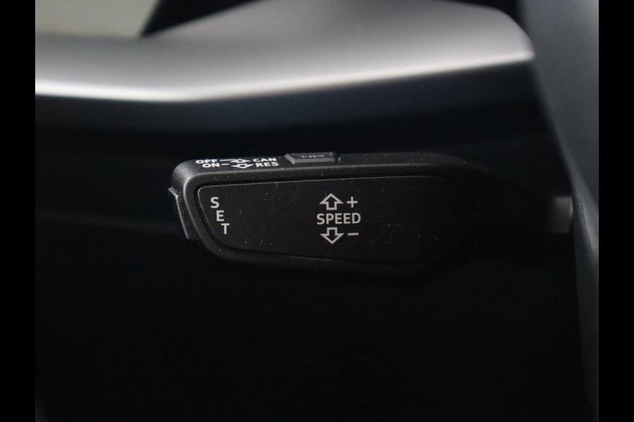 Audi A3 35 TFSI Business Edition | Sportstoelen | Carplay | Navigatie | Virtual Cockpit | Climate control | Parkeerhulp | Cruise control