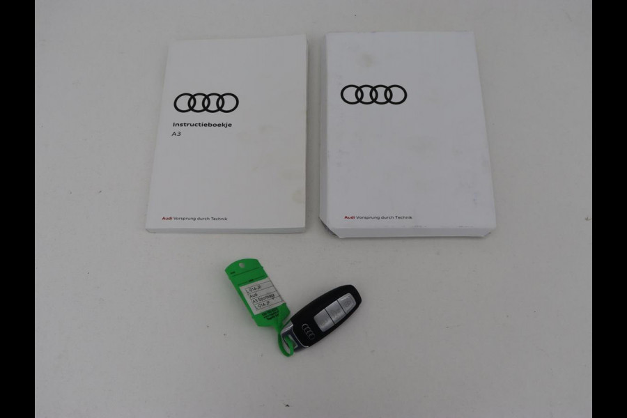 Audi A3 35 TFSI Business Edition | Sportstoelen | Carplay | Navigatie | Virtual Cockpit | Climate control | Parkeerhulp | Cruise control