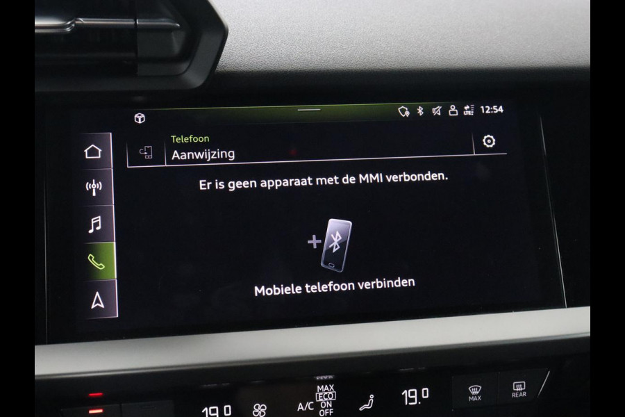Audi A3 35 TFSI Business Edition | Sportstoelen | Carplay | Navigatie | Virtual Cockpit | Climate control | Parkeerhulp | Cruise control