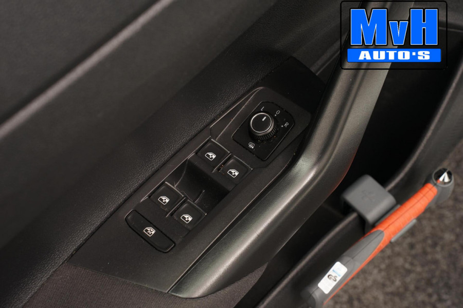 Volkswagen Polo 1.0 TSI R-Line|PANO|VIRTUAL|LED|NAP|TREKHAAK