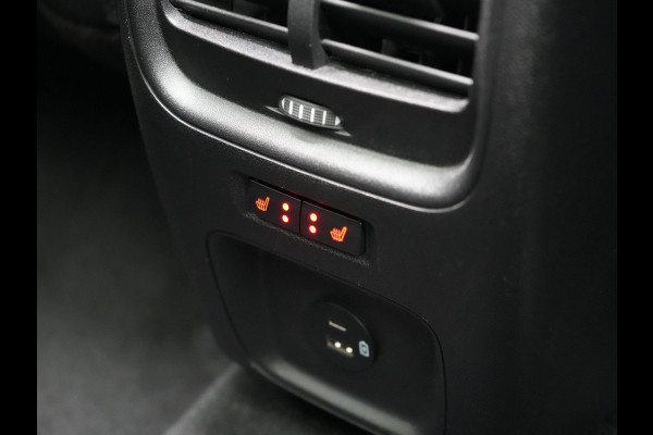 Ford Kuga 2.5 ST-Line Plug in Hybrid 225pk Dealer O.H PHEV | Trekhaak Af Fabriek | Panodak | Head up | Adaptive Cruise | 360 Camera | Sportstoelen Verwarmd | Keyless | Apple Carplay | Navigatie | DAB |
