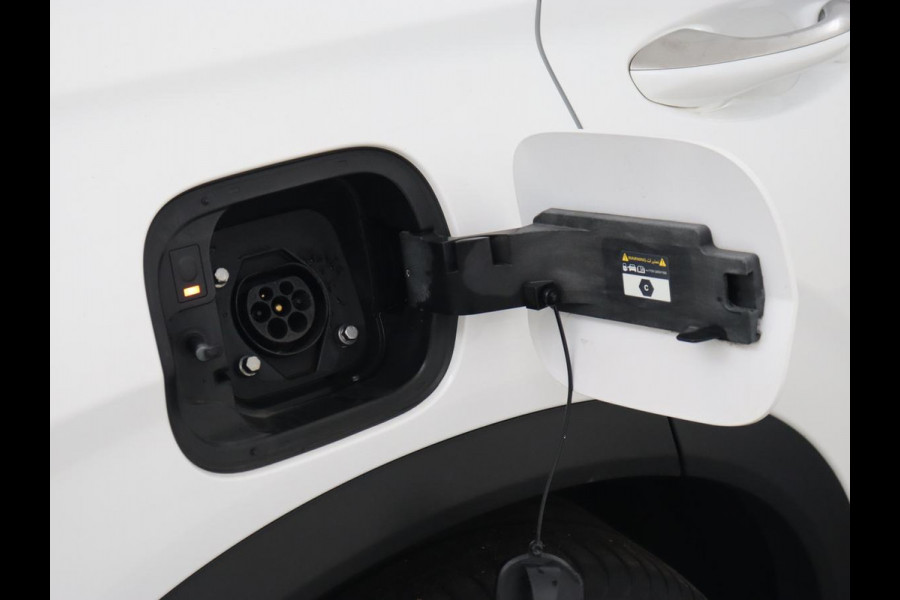 Hyundai Santa Fe 1.6 T-GDI PHEV Premium Sky | Panoramadak | Leder | Stoelventilatie | 360 Camera | Carplay | Head-Up | Memory | Achterbankverwarming | Navigatie | Krell Audio | Plug In