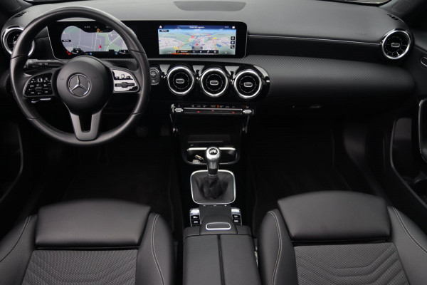 Mercedes-Benz A-Klasse 160 / NAP / PANODAK / CAMERA / CARPLAY / WIDE SCREEN