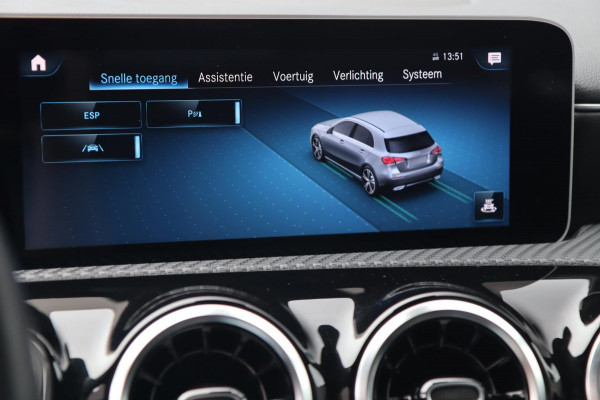 Mercedes-Benz A-Klasse 160 / NAP / PANODAK / CAMERA / CARPLAY / WIDE SCREEN