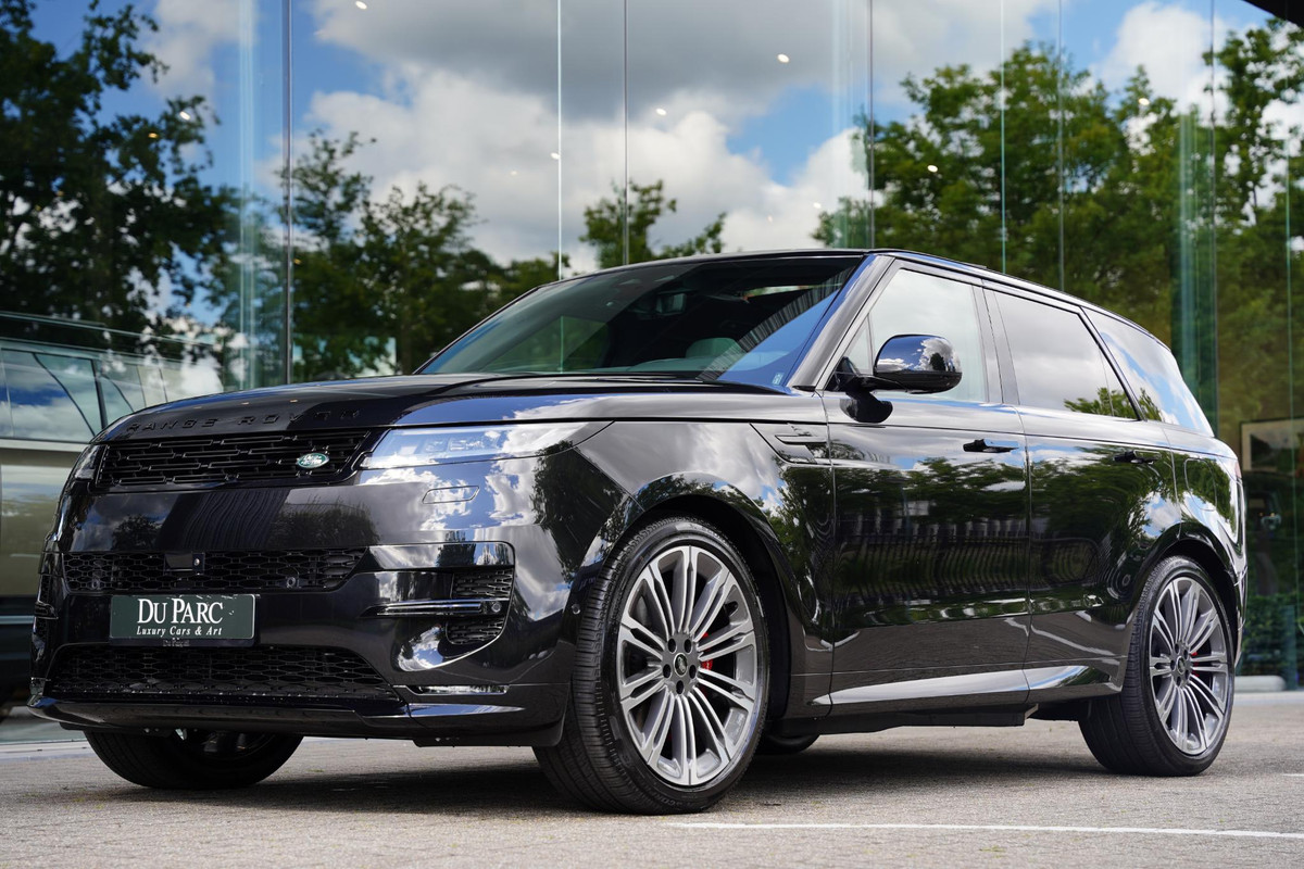 Land Rover Range Rover Sport P 460 E Dynamic HSE Light Cloud NIEUW MODELJAAR 2026 Land Rover Range Rover Sport P 460 E Dynamic HSE Light Cloud NIEUW MODELJAAR 2026
