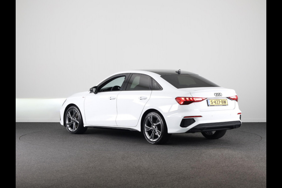 Audi A3 Limousine 30 TFSI S edition 110pk | 18 inch lichtmetalen velgen | Zwart dak | Verlengde garantie | Navigatie