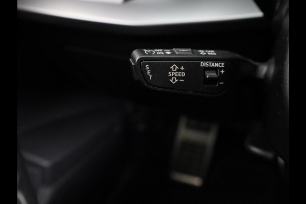 Audi A3 Limousine 30 TFSI S edition 110pk | 18 inch lichtmetalen velgen | Zwart dak | Verlengde garantie | Navigatie