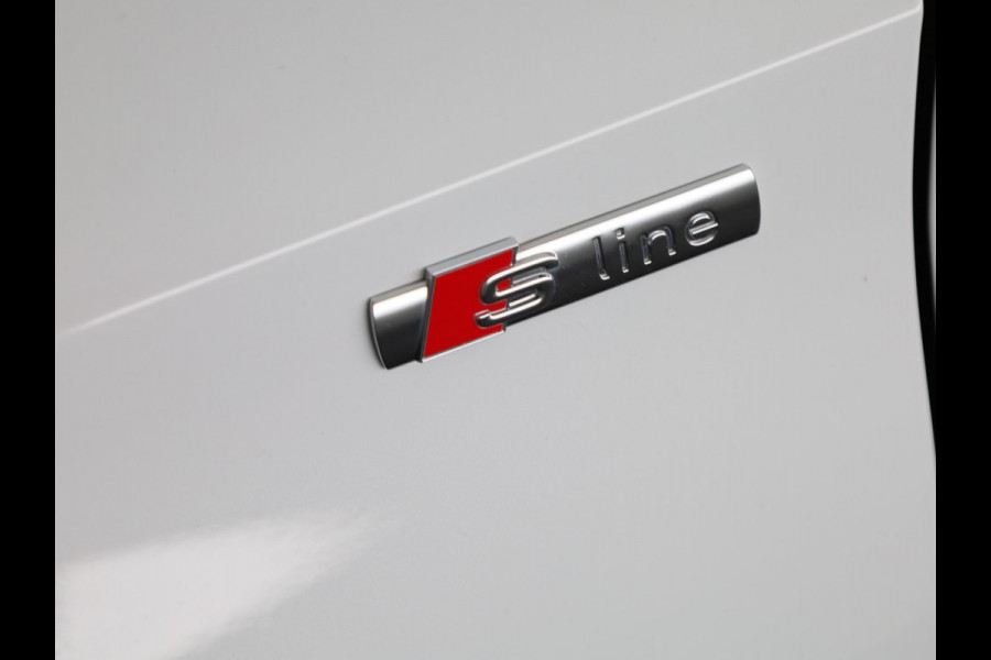 Audi A3 Limousine 30 TFSI S edition 110pk | 18 inch lichtmetalen velgen | Zwart dak | Verlengde garantie | Navigatie