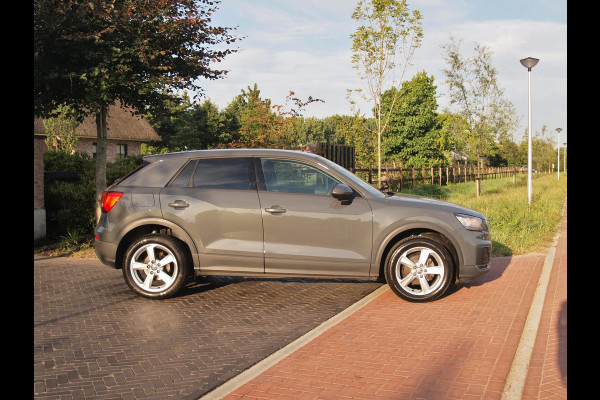 Audi Q2 30 TFSI S Edition | Apple Carplay | Camera |
