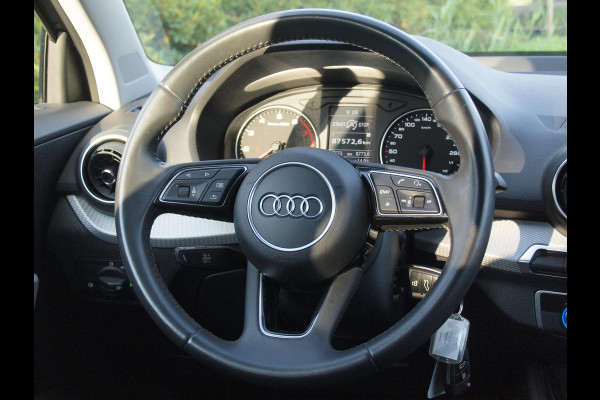 Audi Q2 30 TFSI S Edition | Apple Carplay | Camera |