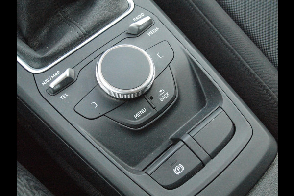 Audi Q2 30 TFSI S Edition | Apple Carplay | Camera |