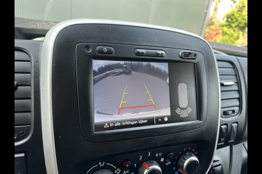 Renault Trafic 2.0 dCi 120 PK SPORT / L2H1 / 1e EIG. / LED / LM VELGEN / IMPERIAAL / TREKHAAK / CAMERA / NAVI / AIRCO / CRUISE