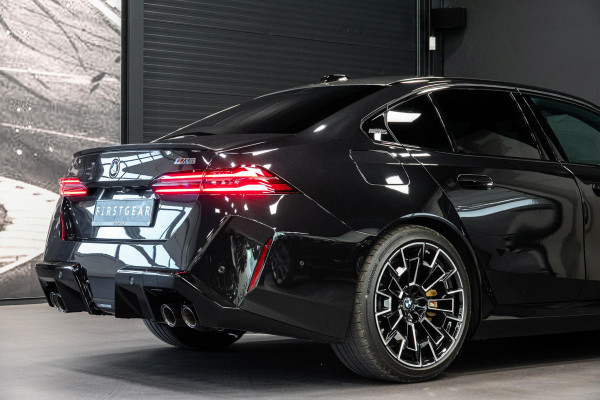 BMW 5 Serie M5 *Keramisch / M Driver's Package / Bowers & Wilkins / Memory / Carbon*