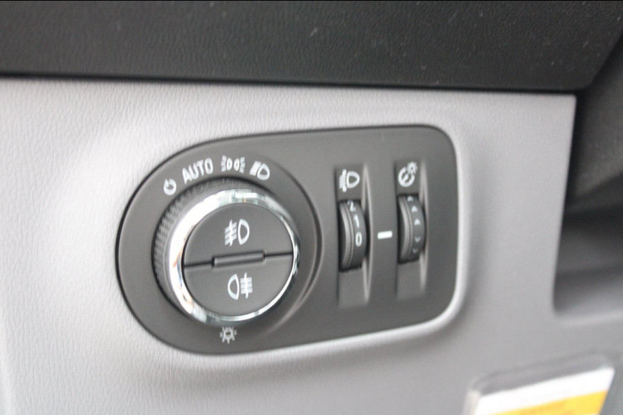 Opel Corsa 1.4 Online Edition Automaat Carplay Camera Nap