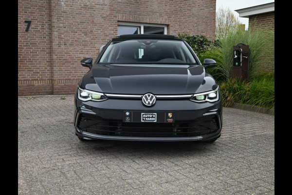 Volkswagen Golf 1.4 eHybrid Style 204 PK 1e Eig R-Line Adaptive Side-Assist Pano Massage 19''