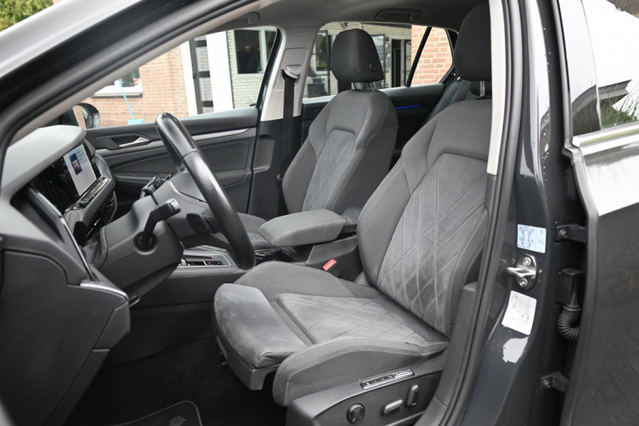 Volkswagen Golf 1.4 eHybrid Style 204 PK 1e Eig R-Line Adaptive Side-Assist Pano Massage 19''
