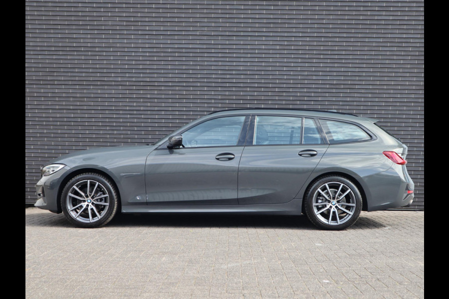 BMW 3 Serie Touring 320i Executive Edition | Panoramadak | HIFI Systeem | Elektrische Trekhaak |