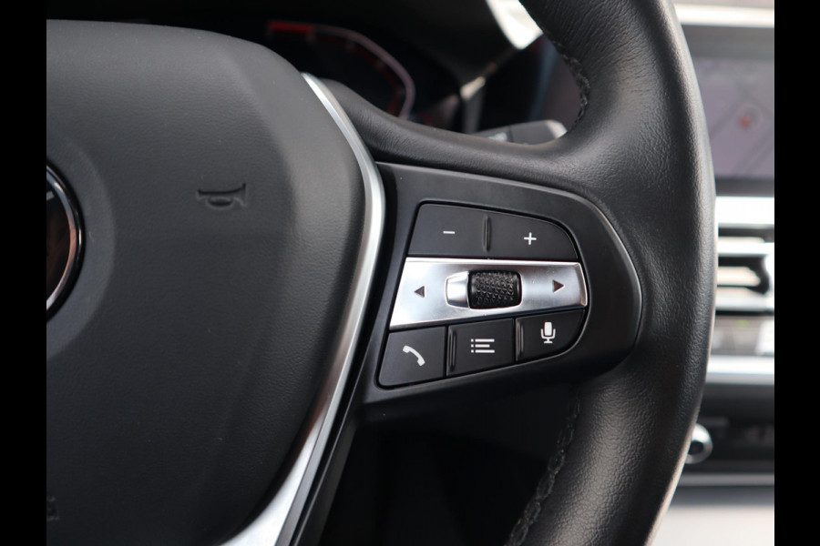 BMW 3 Serie Touring 320i Executive Edition | Panoramadak | HIFI Systeem | Elektrische Trekhaak |