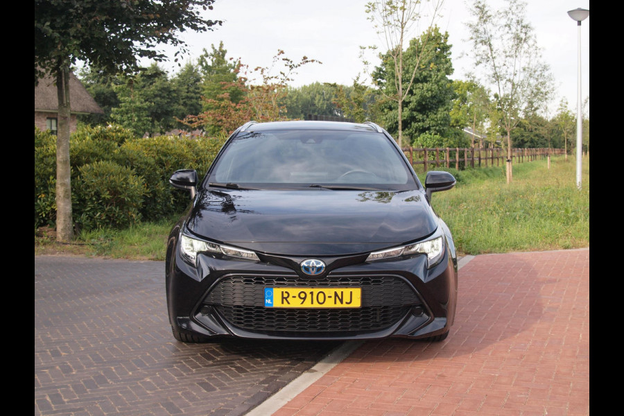 Toyota Corolla Touring Sports 1.8 Hybrid | Camera | Apple Carplay | Cruise Control | Navi |