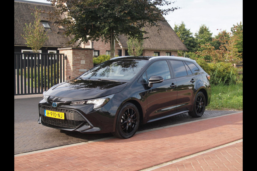 Toyota Corolla Touring Sports 1.8 Hybrid | Camera | Apple Carplay | Cruise Control | Navi |