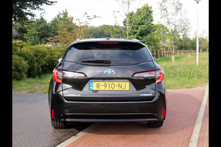 Toyota Corolla Touring Sports 1.8 Hybrid | Camera | Apple Carplay | Cruise Control | Navi |