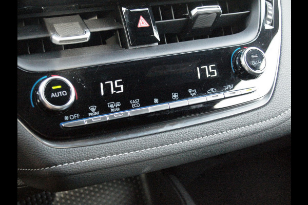 Toyota Corolla Touring Sports 1.8 Hybrid | Camera | Apple Carplay | Cruise Control | Navi |