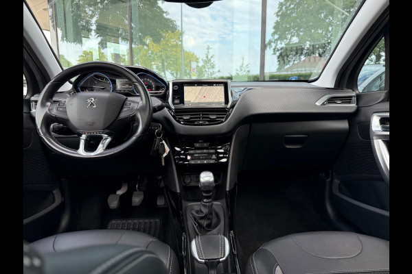 Peugeot 2008 1.2 Turbo 130pk Allure Premium - Panoramadak - Navigatie - Org.NL