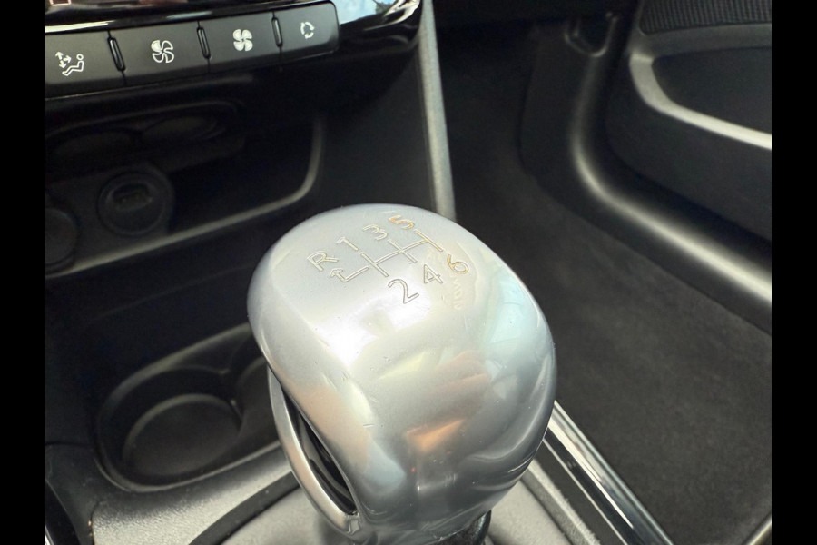 Peugeot 2008 1.2 Turbo 130pk Allure Premium - Panoramadak - Navigatie - Org.NL