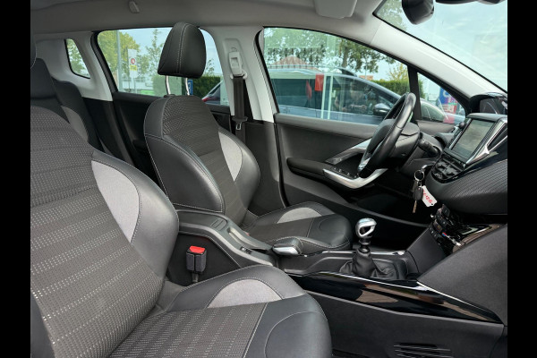 Peugeot 2008 1.2 Turbo 130pk Allure Premium - Panoramadak - Navigatie - Org.NL