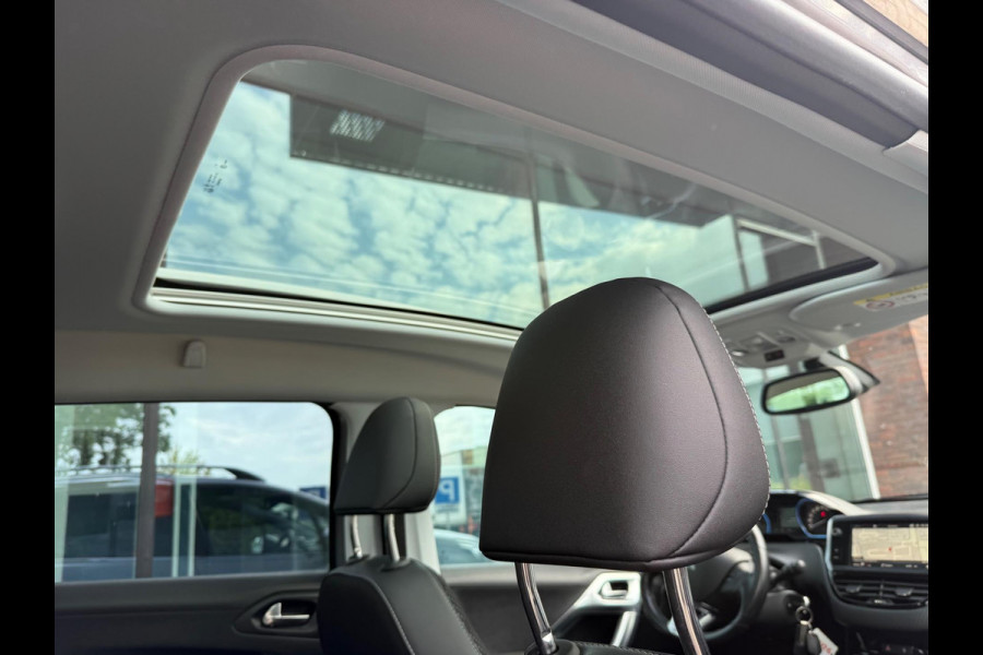 Peugeot 2008 1.2 Turbo 130pk Allure Premium - Panoramadak - Navigatie - Org.NL