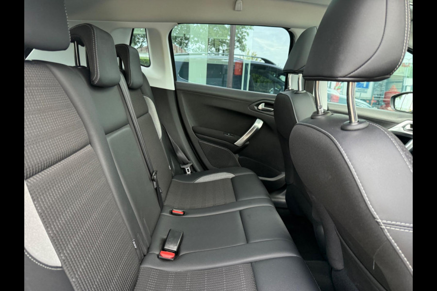 Peugeot 2008 1.2 Turbo 130pk Allure Premium - Panoramadak - Navigatie - Org.NL