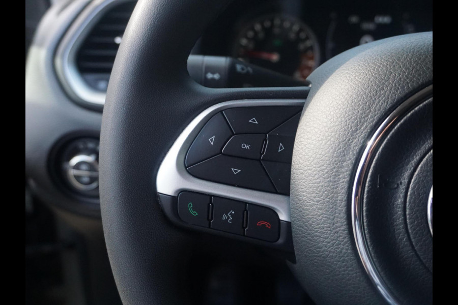 Jeep Renegade 1.0T Longitude Black Edition | All-season banden | Keyless | Carplay