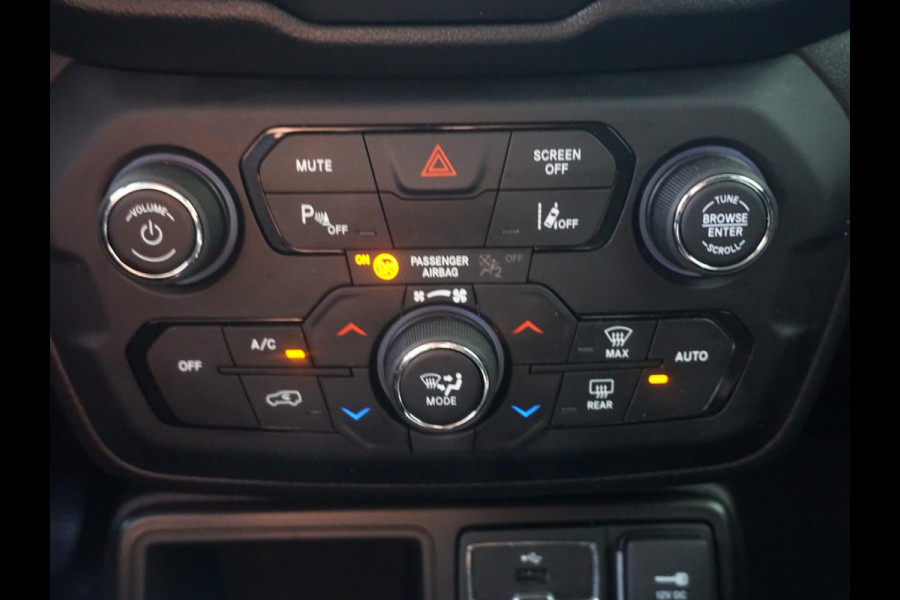 Jeep Renegade 1.0T Longitude Black Edition | All-season banden | Keyless | Carplay