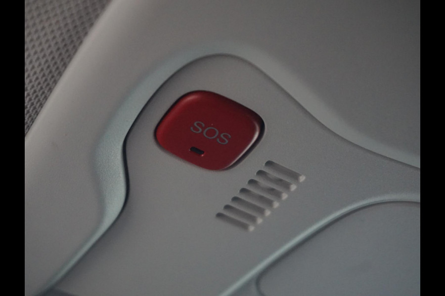 Jeep Renegade 1.0T Longitude Black Edition | All-season banden | Keyless | Carplay