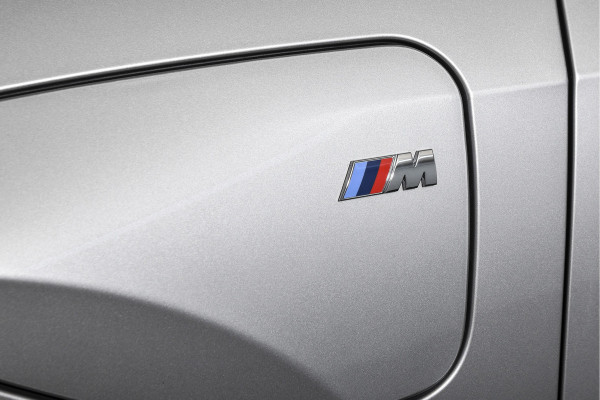BMW X1 xDrive25e M-Sport | M Sportpakket | Premium Pack | Dig. Cockpit | Adapt. Cruise | PDC | Camera | NAV + App. Connect | ECC | Elek. Klep | LM 18" | 5688