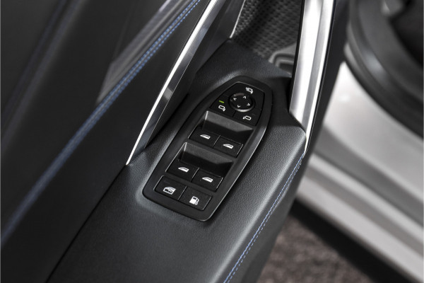BMW X1 xDrive25e M-Sport | M Sportpakket | Premium Pack | Dig. Cockpit | Adapt. Cruise | PDC | Camera | NAV + App. Connect | ECC | Elek. Klep | LM 18" | 5688