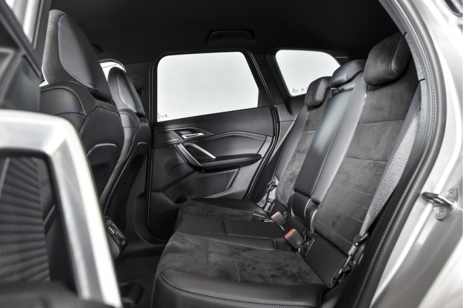 BMW X1 xDrive25e M-Sport | M Sportpakket | Premium Pack | Dig. Cockpit | Adapt. Cruise | PDC | Camera | NAV + App. Connect | ECC | Elek. Klep | LM 18" | 5688