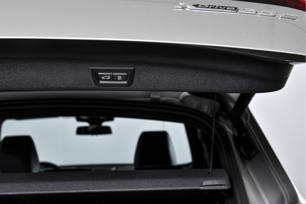 BMW X1 xDrive25e M-Sport | M Sportpakket | Premium Pack | Dig. Cockpit | Adapt. Cruise | PDC | Camera | NAV + App. Connect | ECC | Elek. Klep | LM 18" | 5688