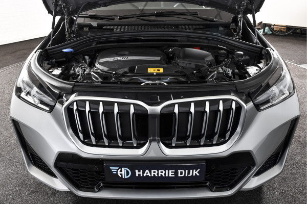 BMW X1 xDrive25e M-Sport | M Sportpakket | Premium Pack | Dig. Cockpit | Adapt. Cruise | PDC | Camera | NAV + App. Connect | ECC | Elek. Klep | LM 18" | 5688