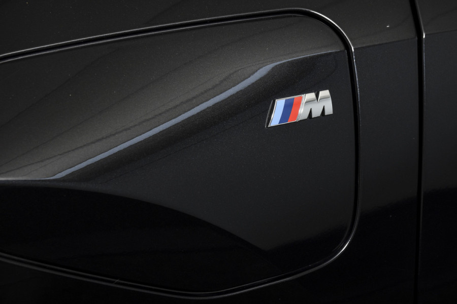 BMW X1 135 PK xDrive25e M-Sport | M Sportpakket | Premium Pack | Dig. Cockpit | Adapt. Cruise | PDC | Camera | NAV + App. Connect | ECC | Elek. Klep | LM 18" | 4926