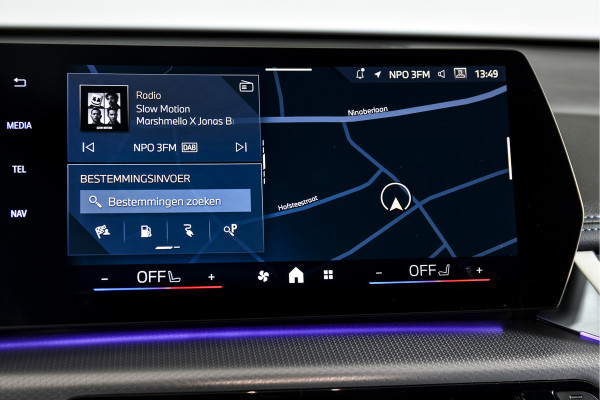 BMW X1 135 PK xDrive25e M-Sport | M Sportpakket | Premium Pack | Dig. Cockpit | Adapt. Cruise | PDC | Camera | NAV + App. Connect | ECC | Elek. Klep | LM 18" | 4926