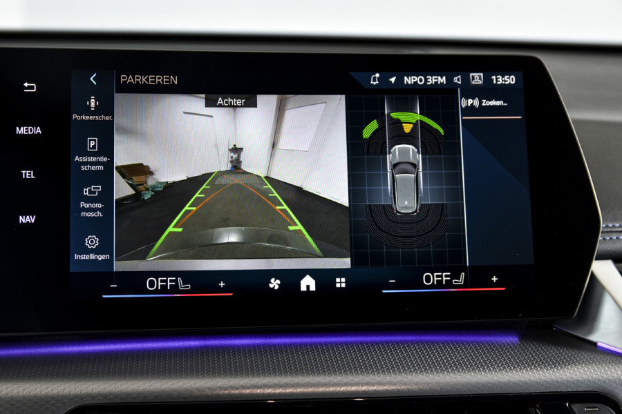 BMW X1 135 PK xDrive25e M-Sport | M Sportpakket | Premium Pack | Dig. Cockpit | Adapt. Cruise | PDC | Camera | NAV + App. Connect | ECC | Elek. Klep | LM 18" | 4926