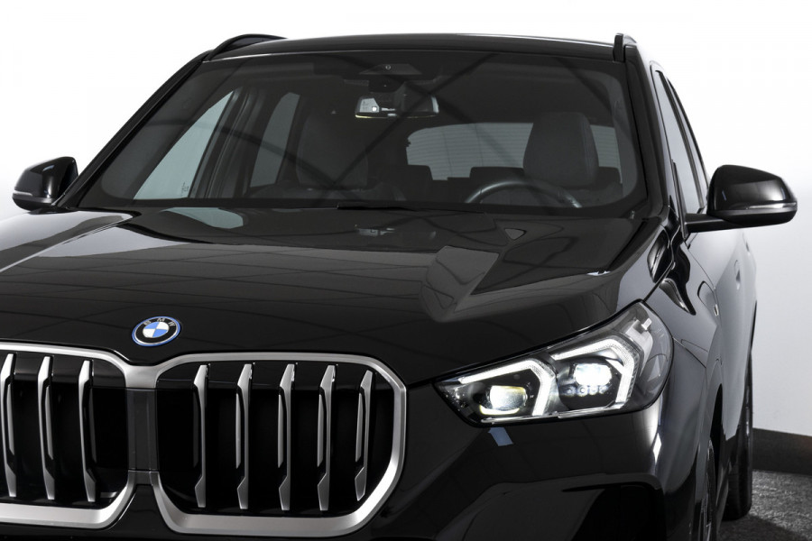 BMW X1 135 PK xDrive25e M-Sport | M Sportpakket | Premium Pack | Dig. Cockpit | Adapt. Cruise | PDC | Camera | NAV + App. Connect | ECC | Elek. Klep | LM 18" | 4926