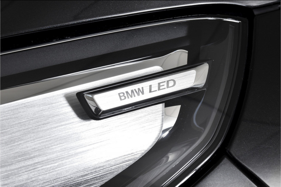 BMW X1 135 PK xDrive25e M-Sport | M Sportpakket | Premium Pack | Dig. Cockpit | Adapt. Cruise | PDC | Camera | NAV + App. Connect | ECC | Elek. Klep | LM 18" | 4926