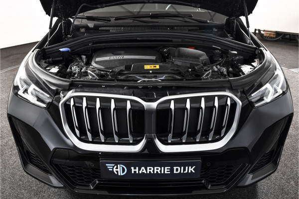 BMW X1 135 PK xDrive25e M-Sport | M Sportpakket | Premium Pack | Dig. Cockpit | Adapt. Cruise | PDC | Camera | NAV + App. Connect | ECC | Elek. Klep | LM 18" | 4926