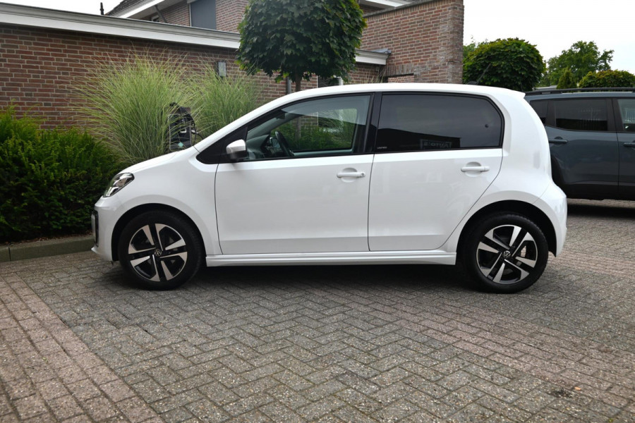 Volkswagen e-Up! E-up! Style 260km Actieradius Camera Stoelverwarming 15''