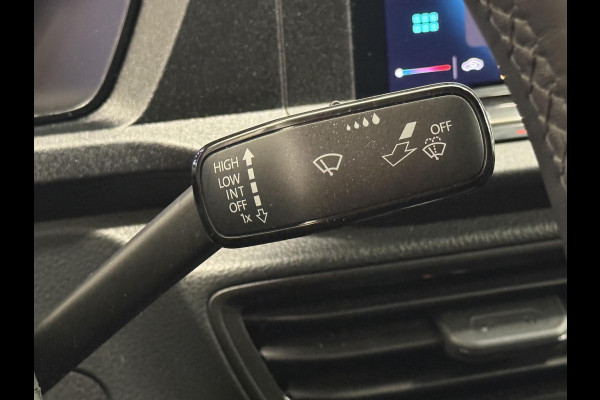 Volkswagen Caddy Maxi 122pk Automaat Style Apple Carplay  Adaptive Cruise Control Camera Trekhaak 17" LM Velgen parkeersensoren Euro6