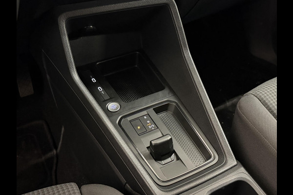 Volkswagen Caddy Maxi 122pk Automaat Style Apple Carplay  Adaptive Cruise Control Camera Trekhaak 17" LM Velgen parkeersensoren Euro6