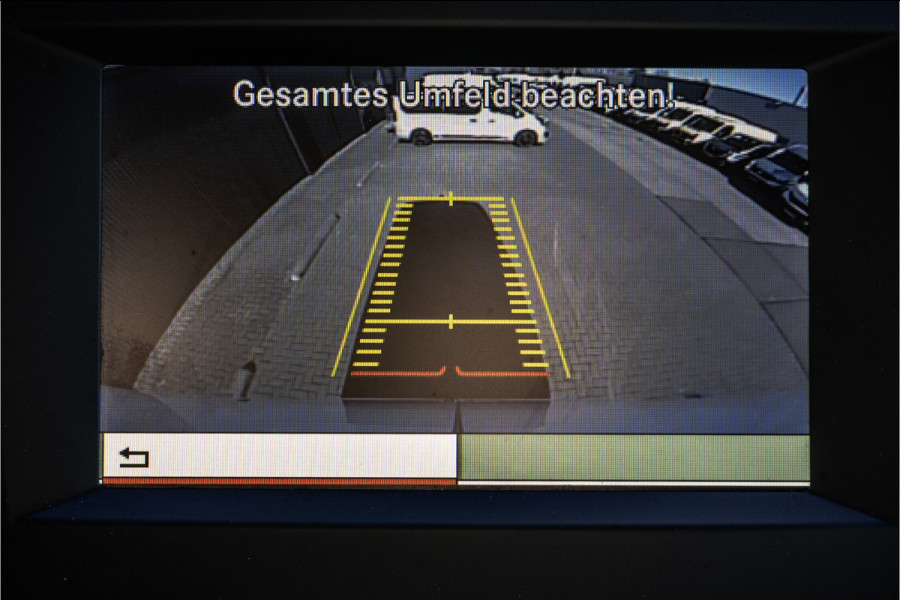 Mercedes-Benz Sprinter 311 CDI | L2H2 | Euro 6 | Volledig ingericht | Oprijplaat | Camera | Airco